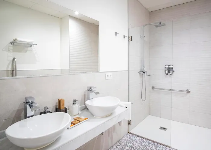 The Old Town Boutique - Adults Recommended Estepona