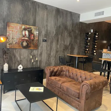 The Old Town Boutique - Adults Recommended * Estepona