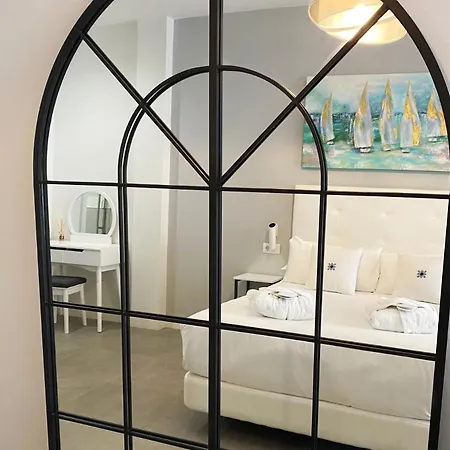 The Old Town Boutique - Adults Recommended Estepona